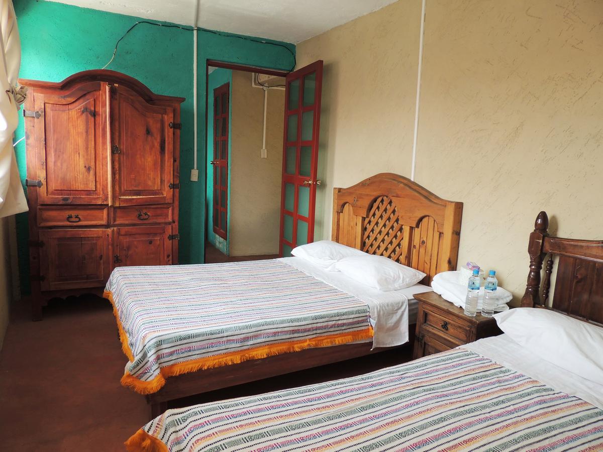 Hotel Las Fumarolas De Don Goyo Чолула Екстер'єр фото